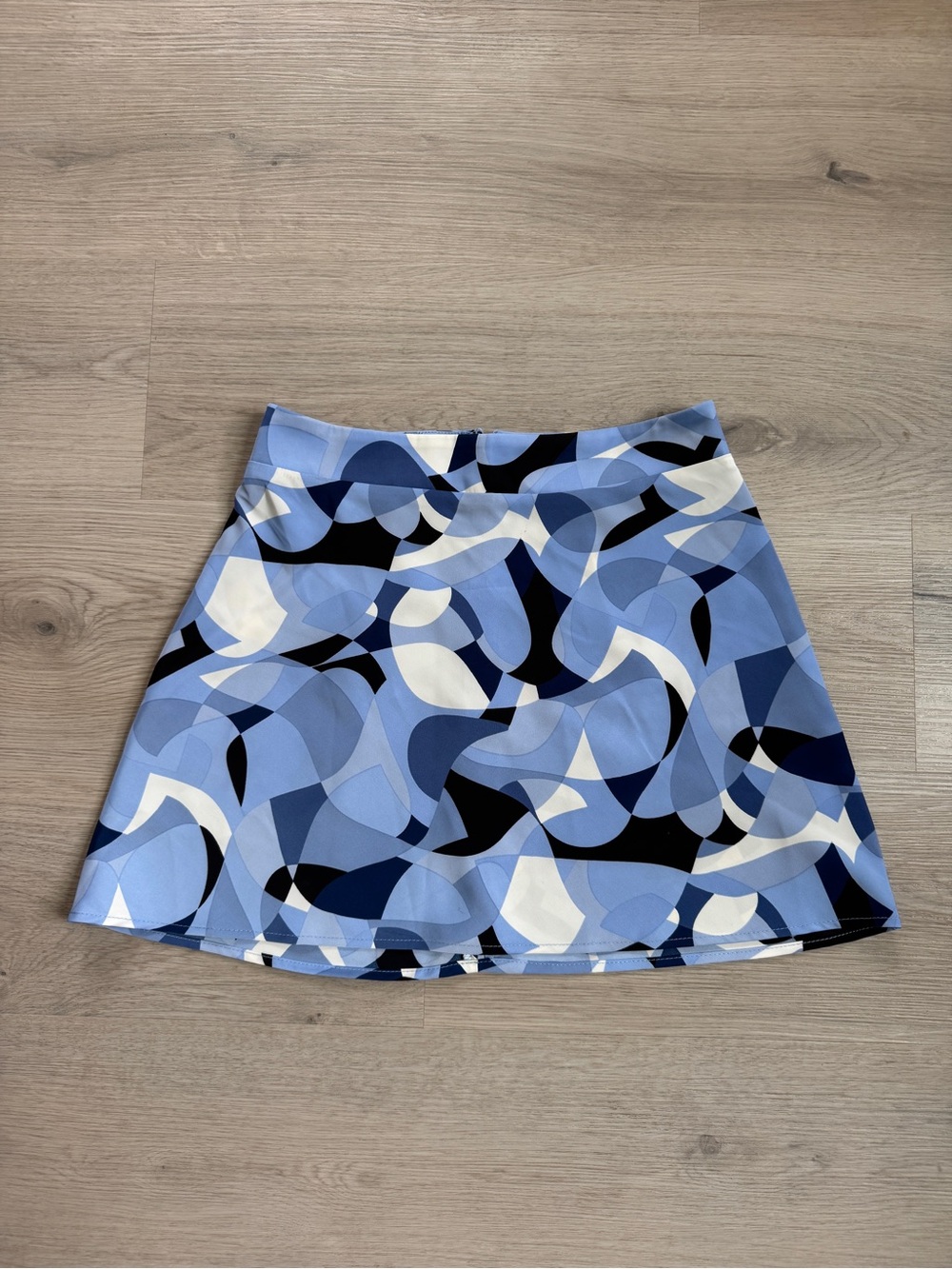 Forever 21 abstract geometric A-line mini skirt size small retro y2k